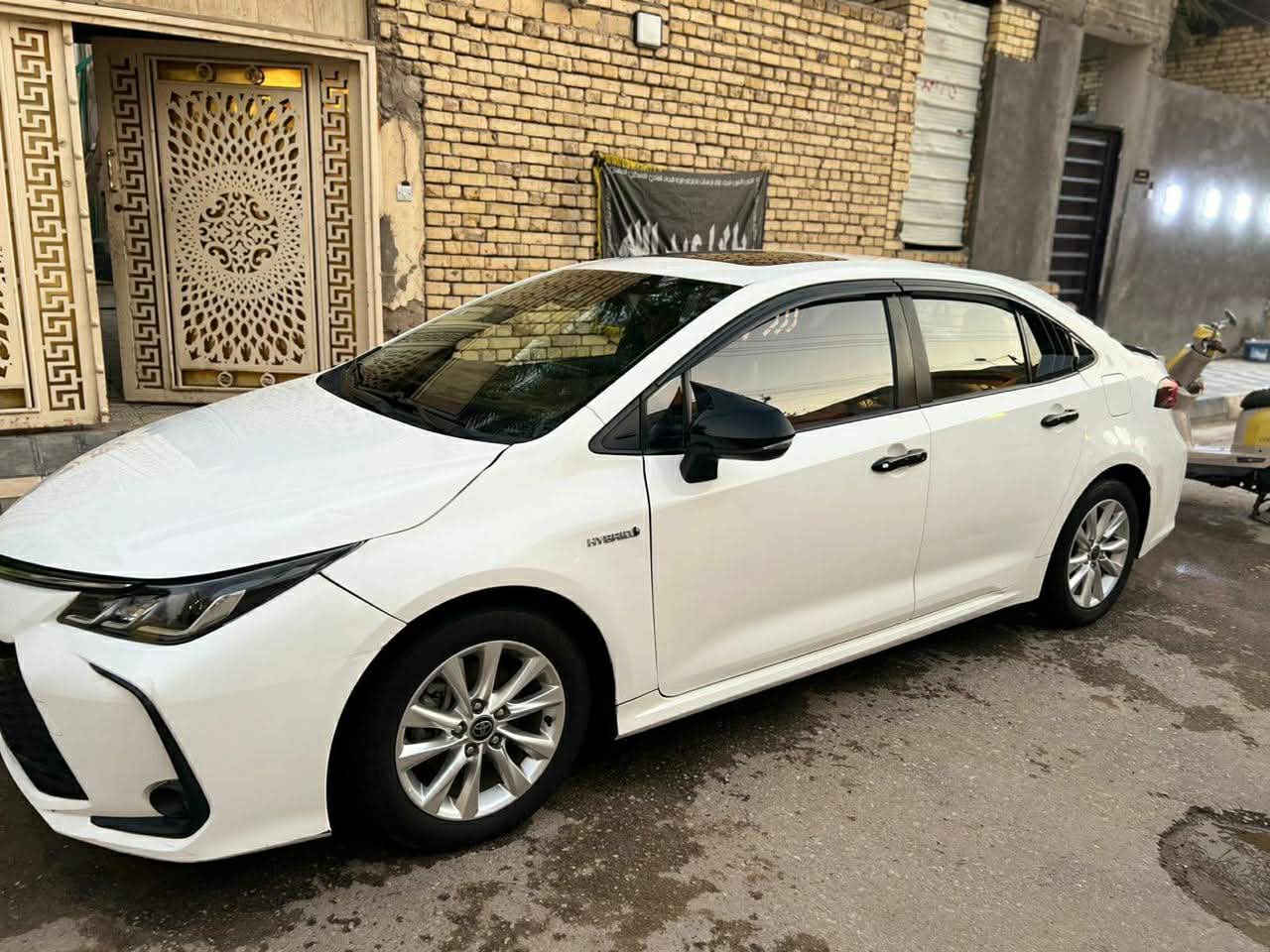 السلام عليكم كورلا موديل ٢٠٢٤ ماشيه ٣٠ الف هايبرد حره امداور ثاني يوم رقم ذي قار مكانه ناصريه مركز حي اور السعر ١٤٥ بيه بارد وصبغ جاملغ الامامي رقم الهاتف *********** وترهم امراوس
