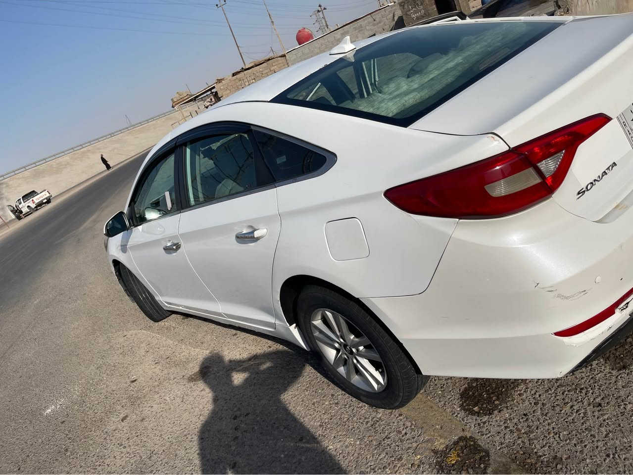 سوناته وارد امريكي لون ابيض حادثها جاملق خلفي الايسر *********** القرنة, البصرة
