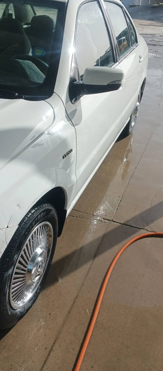 دنا للبيع موديل 22 اقساط استقطاع مباشر تحكم ستيرن كشن كهرباء السعر 75 ورقة وكاله عامة للأستفسار ***********
