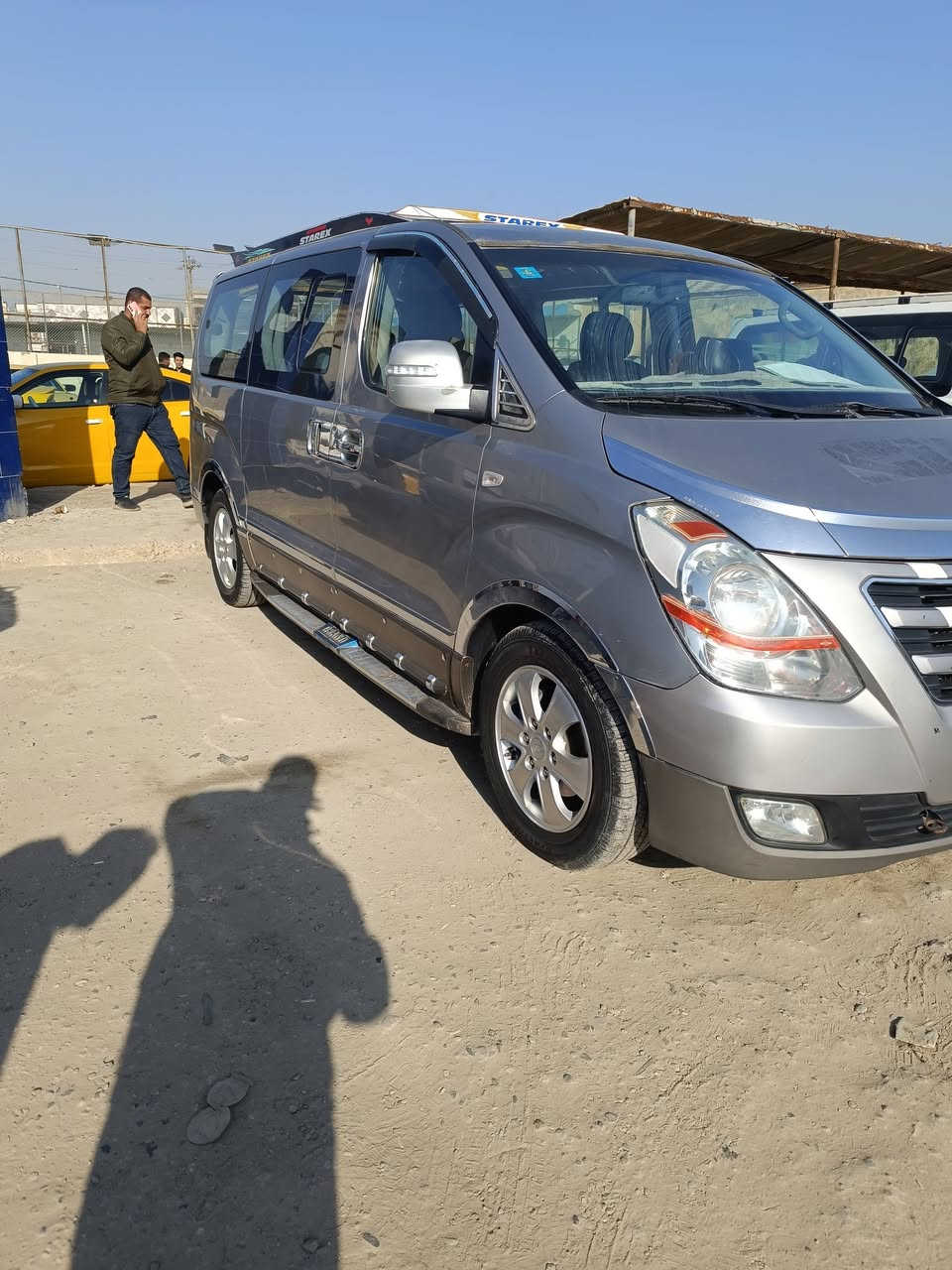 استاركس موديل 2015 رقم بابل  انكليزي محوره سبلاين سياره جاهزه اخوان السياره جديده وحلوه ***********
