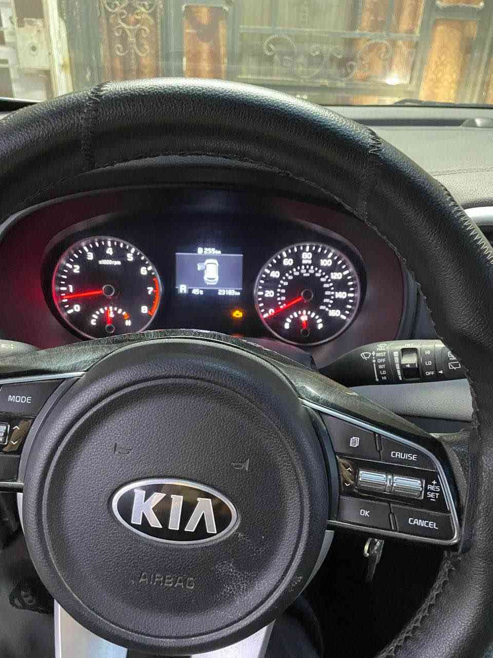 سلام عليكم 
فقط بيع بدون مراوس
سبورتج  2020 
فئة  lx
كامرة 
شاشة 
رادار
٣ وضعيات قيادة
نزول منحدرات
مكينة جي دي اي 2400. 4 سلندر 
ماشية 14 الف ميل 
رقم بغداد باسمي تحويل ثاني يوم حادثها موضح بلصور 
مكان السيارة بغداد حي الخضراء 
للاستفسار ***********
السعر 159 $ وبي مجال قليل بغداد, العراق
