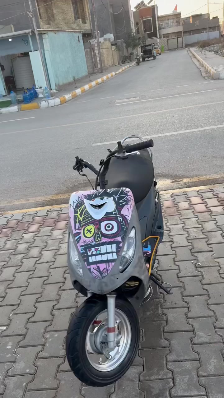 سلام عليكم دراجه ماكس منغولي مراوس بيراني بًتايكر آب نامه حسب القناعه المكان صويره متواجد خاص او هاذا رقمي *********** للمعلومه الدراجه بوشه 49 بلاديه
