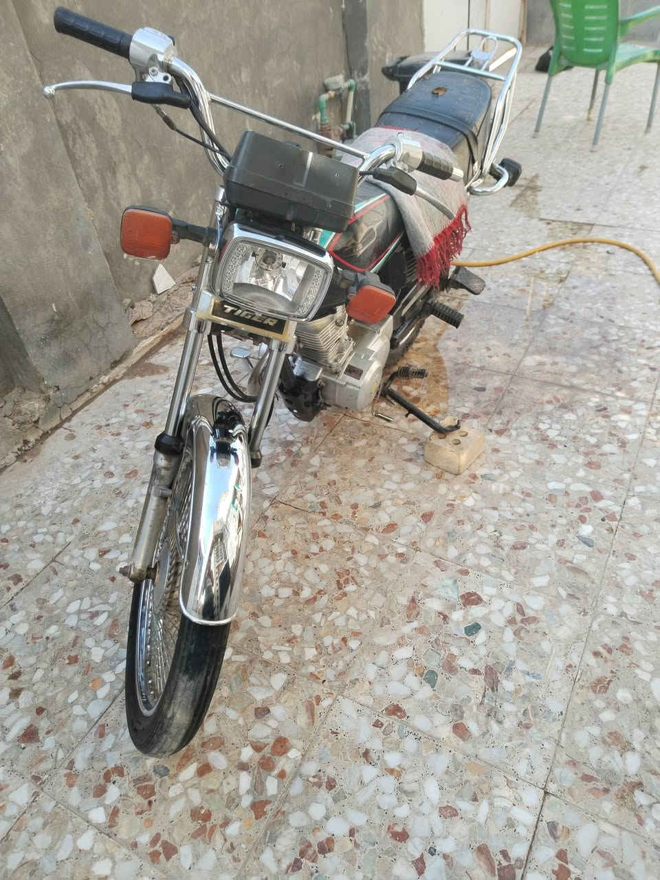 اربعه كير تايكر أوراق للبيع كامله ماعوزهه شي السعر 500 العنوان كوفه رقمي ***********
