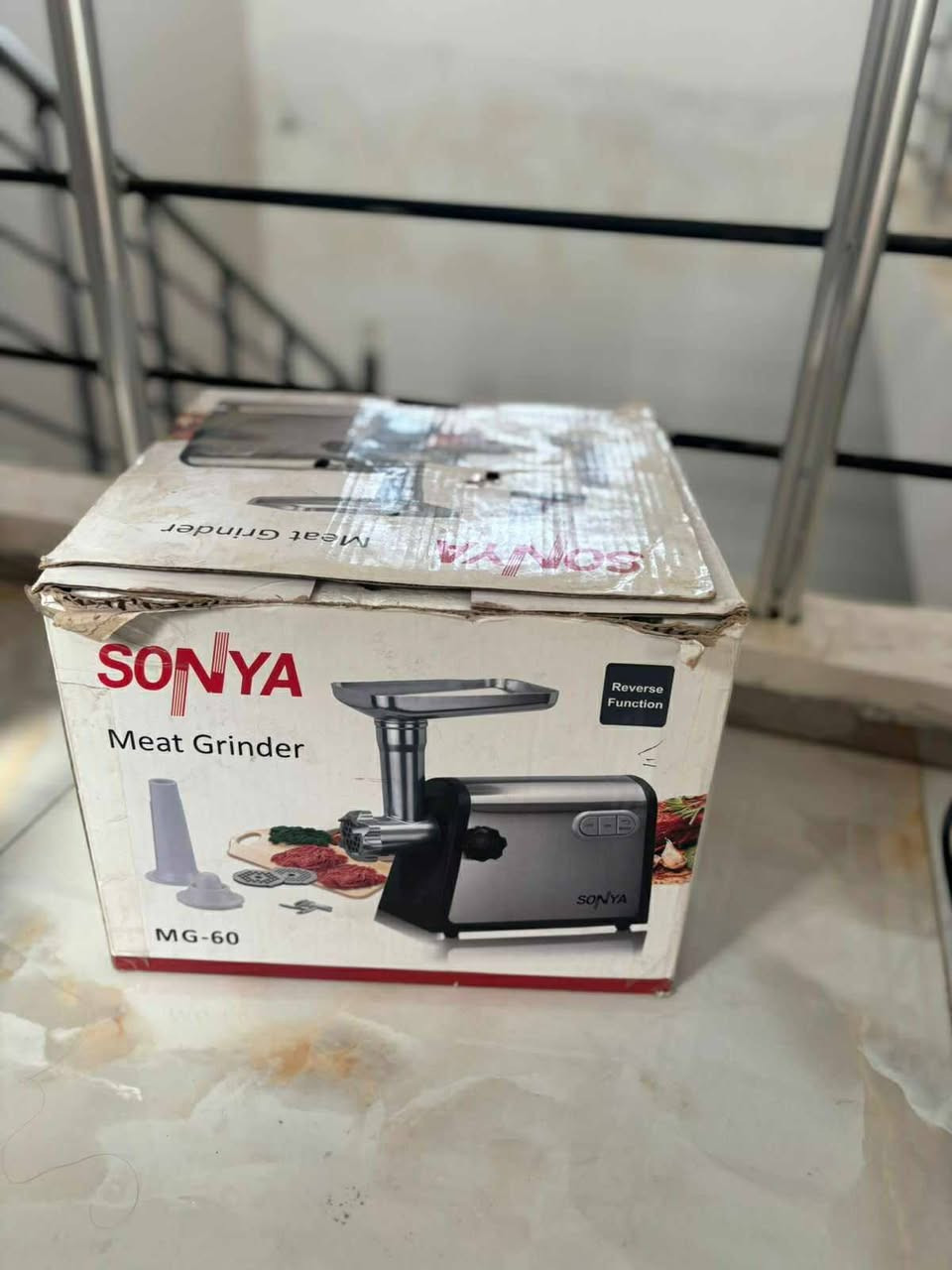 اجهزة مطبخ القطعة على 25 قفل مثرامة لحم ومعصارة وجهاز قهوة


**إذا كنت صاحب هذا الإعلان وتريد حذفه لأي سبب، رجاءا أرسل رسالة إلى الدعم الفني**