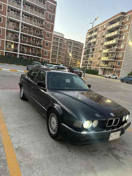 سلام عليكم BMW  موديل 1991 رقم انبار مال تعمير السعر 35 مكاني بغداد حي العدل ***********
