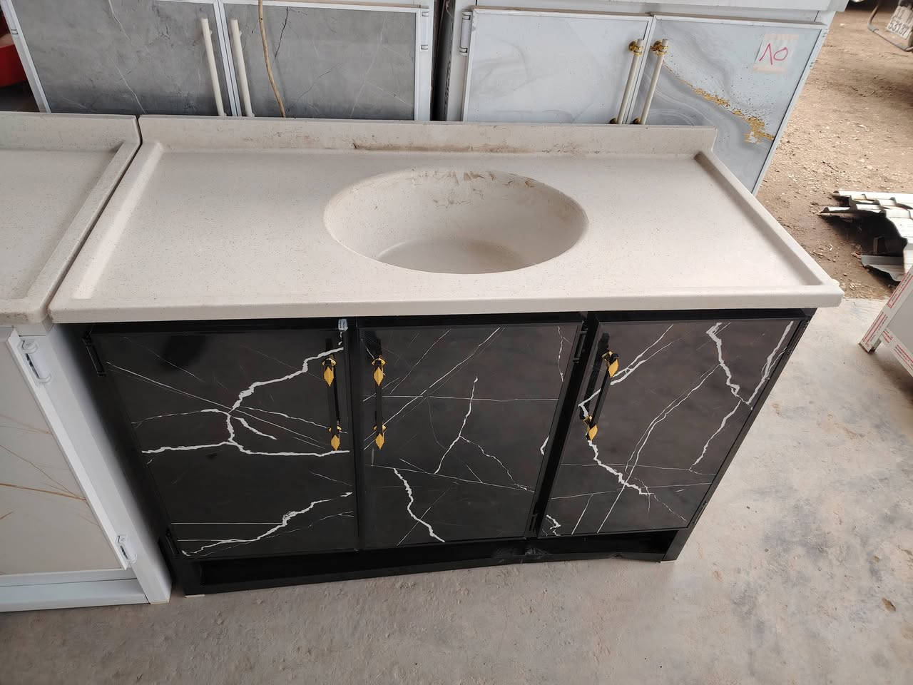 تم بعون الله وصول كاونترات وسنكات كافة القياسات #السلام عليكم احبتي 🌷 بيع وشراء ومراوس🌷 كافه الغراض المنزلية العنوان شهربان قرب❤ جسر الانكليز مدخل سريحة ***********🌿 بدارة خالد التميمي 🌹 مزاد الجوادين قضاء المقداديه 🌿يوجد خدمة توصيل فقط داخل ديالى
