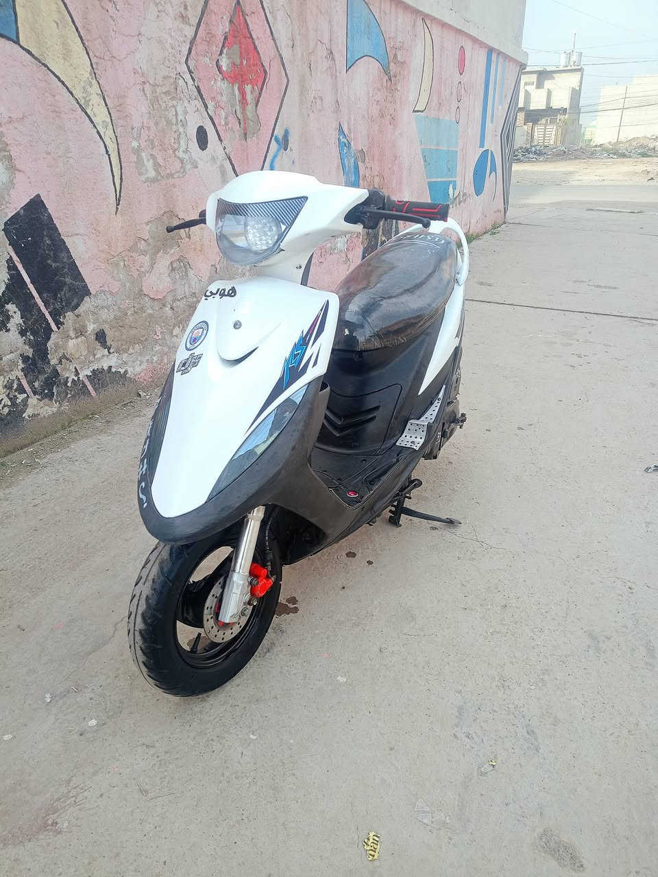 ماكس للبيع مزود بوشا 55 رياضي كزوز رياضي دبلات رياضي قبغ تبريد رياضي سلف رياضي شغال   السعر 800.  وبي مجال رقمي ***********يوسف حي عدن 💫
