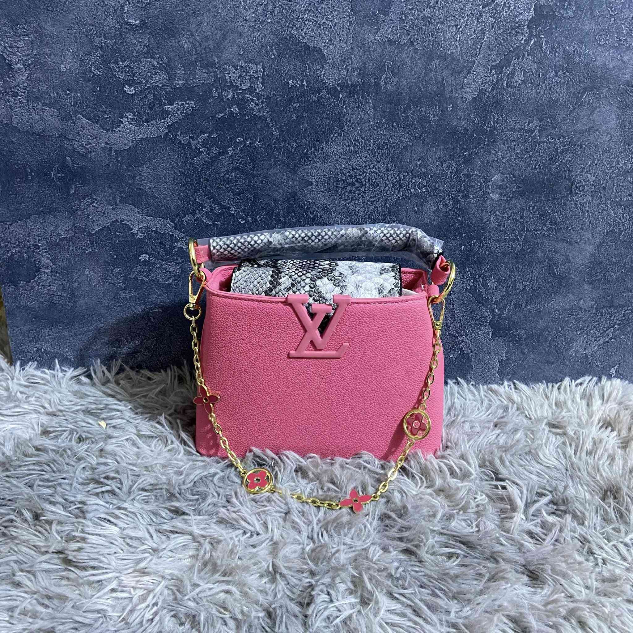 جنط نسائية جديده لبيع .
مكاني بابل الحله ، عندي توصيل مجاني ، شراي تعال خاص.


**إذا كنت صاحب هذا الإعلان وتريد حذفه لأي سبب، رجاءا أرسل رسالة إلى الدعم الفني**