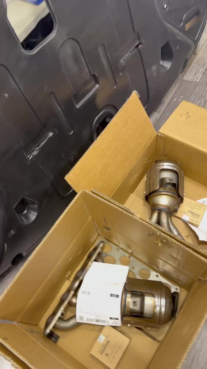 اللهم بلغت تانى 😂🚨

الحق العرض علبه بيئه EORO 6 وعليها طقم بوجيهات اصلى توكيل هديه 🚨

عرض طول شهر رضمان ان شاء الله 🌙

وعدتكم ان الشهر كله دلع فى دلع 😅

متاح الشحن لجميع المحافظات 🚚

متاح شحن فورى فى نفس اليوم لاى محافظه فى مصر 🚚

٤٩٤ شارع فيصل امام مرور ومترو فيصل 📌

010 95419732

#cars
#سيارات
#hyundai
#Kia
#الامام_قطع_غيار_هونداى_وكيا


**إذا كنت صاحب هذا الإعلان وتريد حذفه لأي سبب، رجاءا أرسل رسالة إلى الدعم الفني**