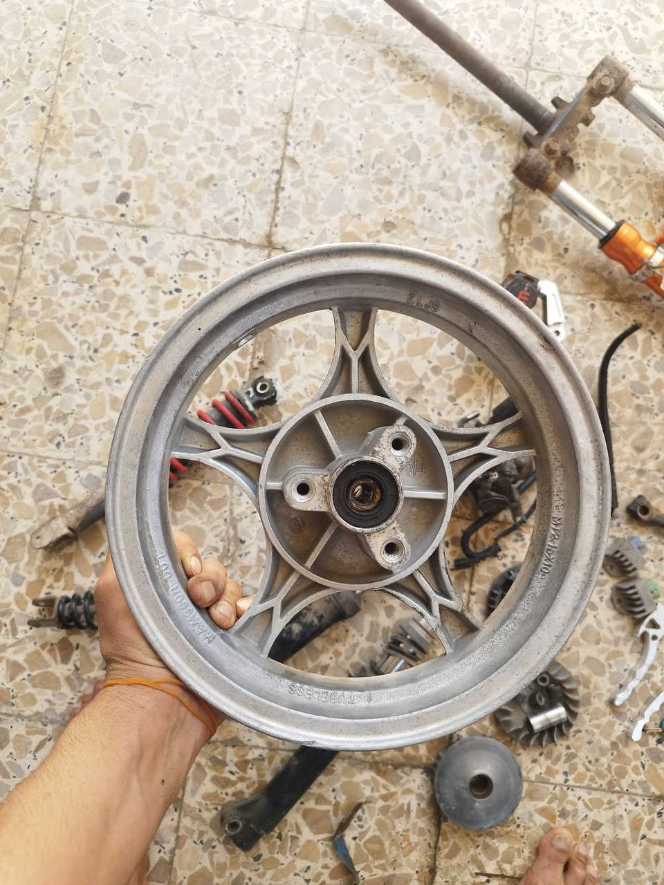 قراض تفصيخ للبيع +ماشه مال قجمه صابيع ماكس اصليات
كلجات اماميه ويل نجمه اصلي كابريته كويل مكاني ابوالخصيب اي ستفسار ***********
