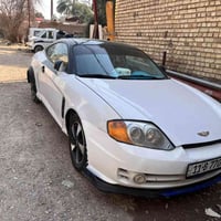 هونداي جنسيز موديل 2006 تك باب  ماشيه 120 الف قابل للزياده محرك 6 سلند...