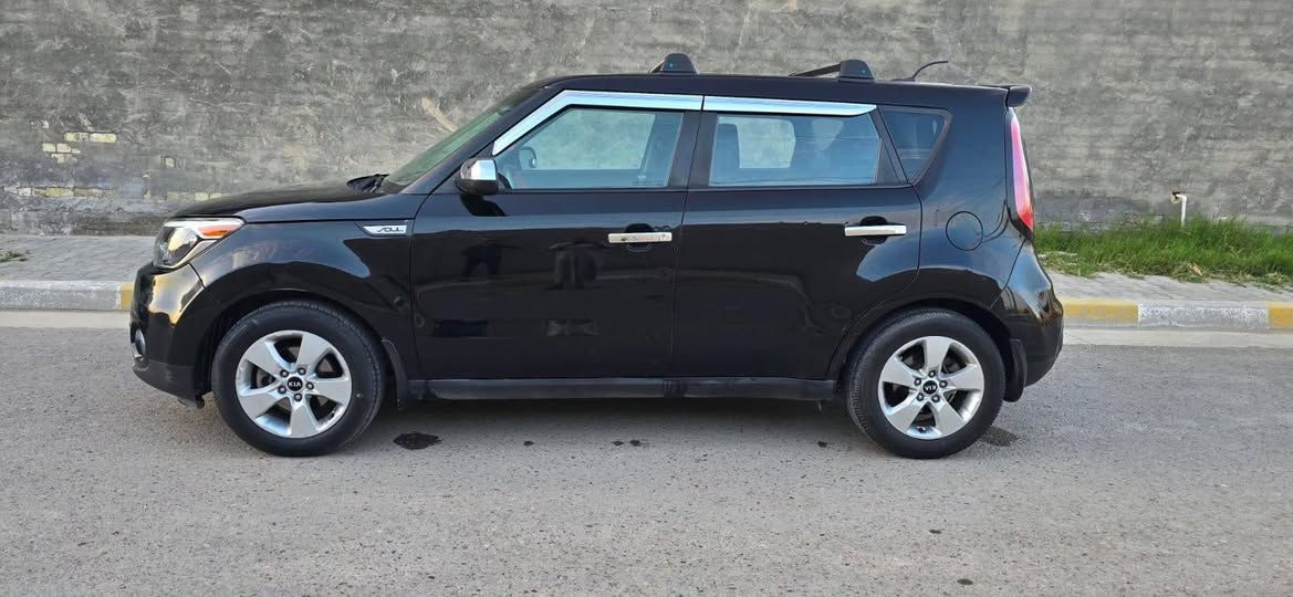 السلام عليكم
السعر 110$
للبيع كيا صول رقم بغداد جديد موديل ٢٠١٧ حادث جاملغ وبنيد
محرك ١٦٠٠ جي دي اي
ماشية ٦٨ ألف ميل. 
مواصفات عادية.
مكاني بغداد /الاعلام
***********
