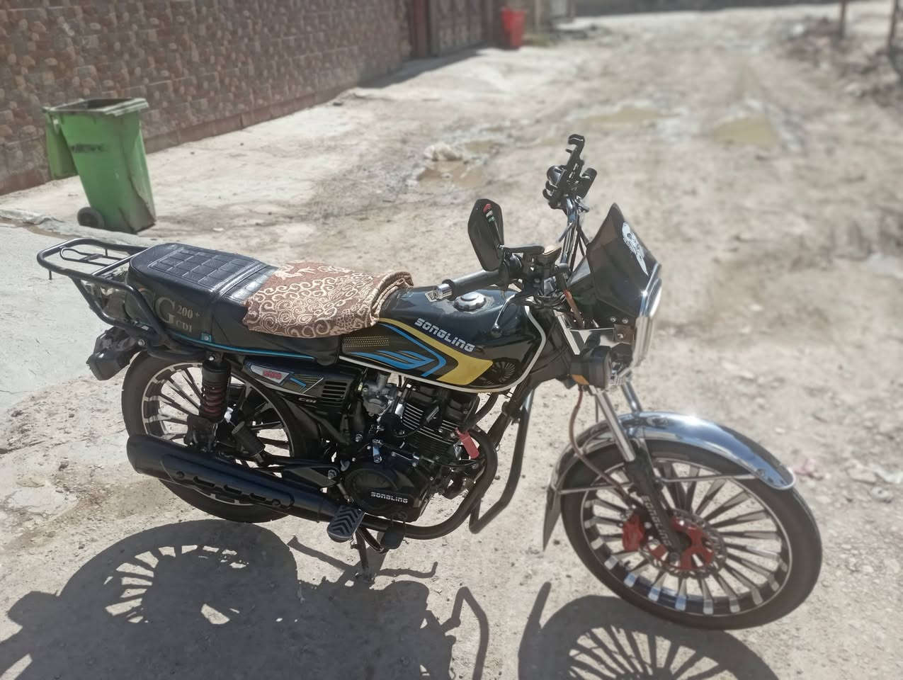 سلام عليكم دراجه سيفان موديل 2025سعر 750بيه مجال مكاني بابل تفصيل خاص رقم***********6
