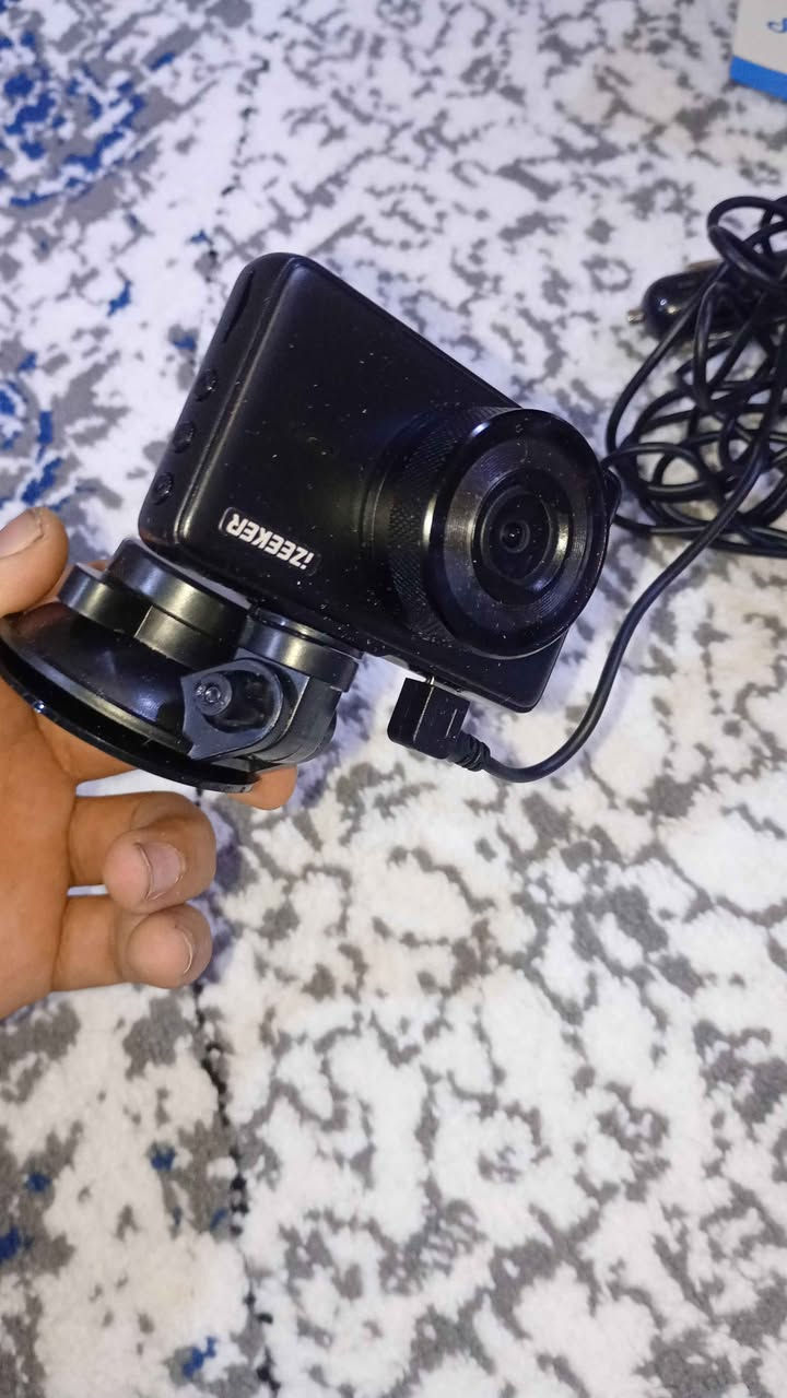 داشكام سيارة  4K  دقە فول مواصفات  حساس حرکە و شحن و یستقبال شریحە توصل لل128GB الشيخان, نينوى


**إذا كنت صاحب هذا الإعلان وتريد حذفه لأي سبب، رجاءا أرسل رسالة إلى الدعم الفني**
