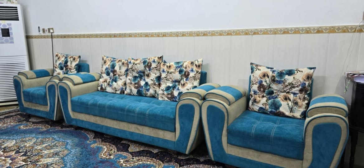 طخم قنفات نظيف 10 مقاعد قنفتين كبار وقنفة وسط وكراسي2 
العنوان القطاع السعر 500 وبيهن مجال قليل


**إذا كنت صاحب هذا الإعلان وتريد حذفه لأي سبب، رجاءا أرسل رسالة إلى الدعم الفني**