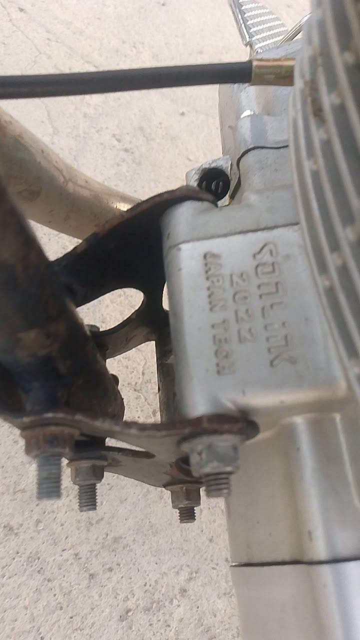 300هەزار  سۆلینک2022
بێ عەیبە  مەکینەی بەس قەباخی کلاجەکەی تۆزێ گەڕ بوو بێ کێشەیە  بەقەد گێچو لایەتێک نەرمە  ڕۆن و بەنس دۆسەی
  تازە گۆڕاوە یەک مەسرەف قەباخی  لای پاتریەکە  سلێمانی ***********
