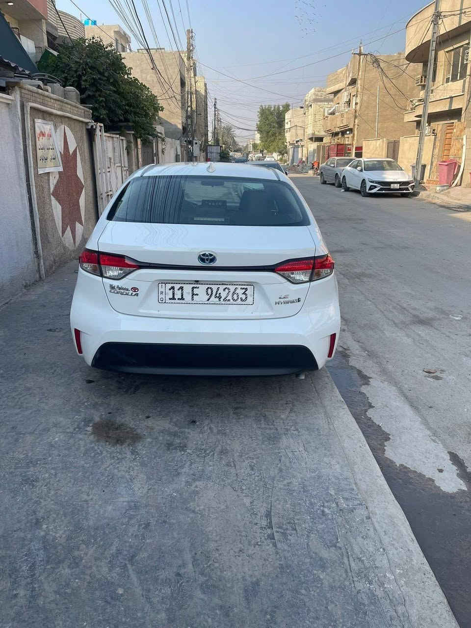 سلام عليكم 
كورلا هايبرد 
مبدل جاملغ وربع الباب مصبوغ
ماشيه 27
مكان سياره بغداد الدوره 
موديل 24 
بسعر مناسب 
هاتف ***********
