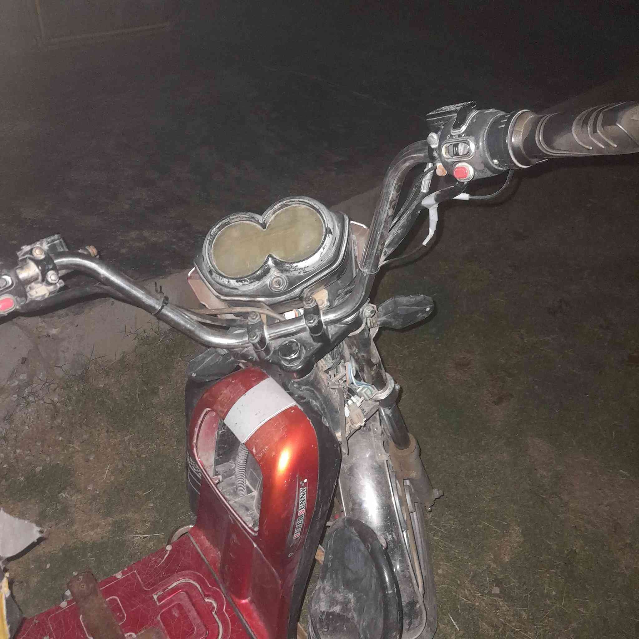 سلام عليكم موطار هارلي بيع طفة فجة مادري شبي بطارياتةيغرن 9 ونص 8 سعر200وبي مجال رقم ***********
