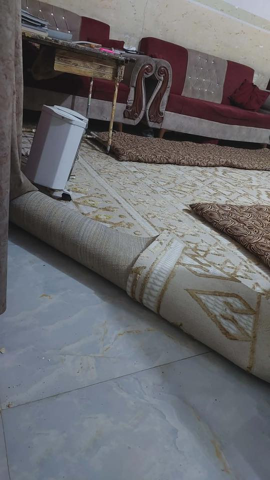 السلام عليكم بيت للبيع بسعر مناسب جداً طابو صرف المساحة 240 متر خلف الشيخ ابو ضرغام شارع تبليط ومجاري ومكان فوووول 
للاستفسار الاتصال على ***********
