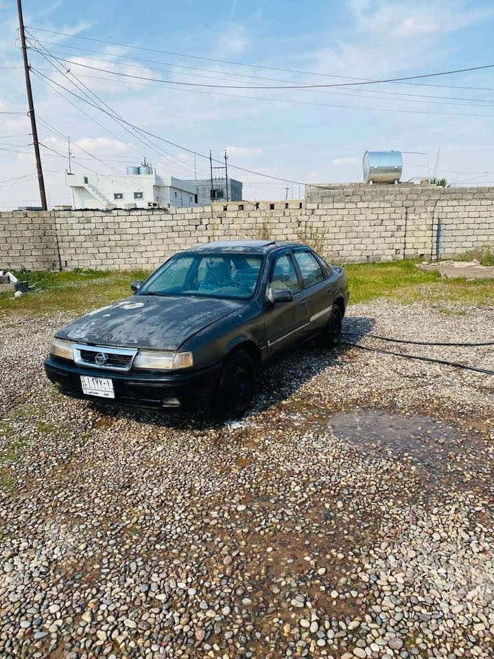 سلام عليكم فكتره البيع رقم الماني سنويه عضم السياره كير شرط صدر جديد كهربيات شغاله كلها تخم تاير جديد 
ملاحضه السياره طفت فجه السعر 12 ورقه المكان الحويجه 
***********
