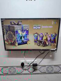 شاشه للبيع سعر 65 وبيه مجال شاشه حيل جديده حجمه 32 نوعية شاشه SHARK 07...