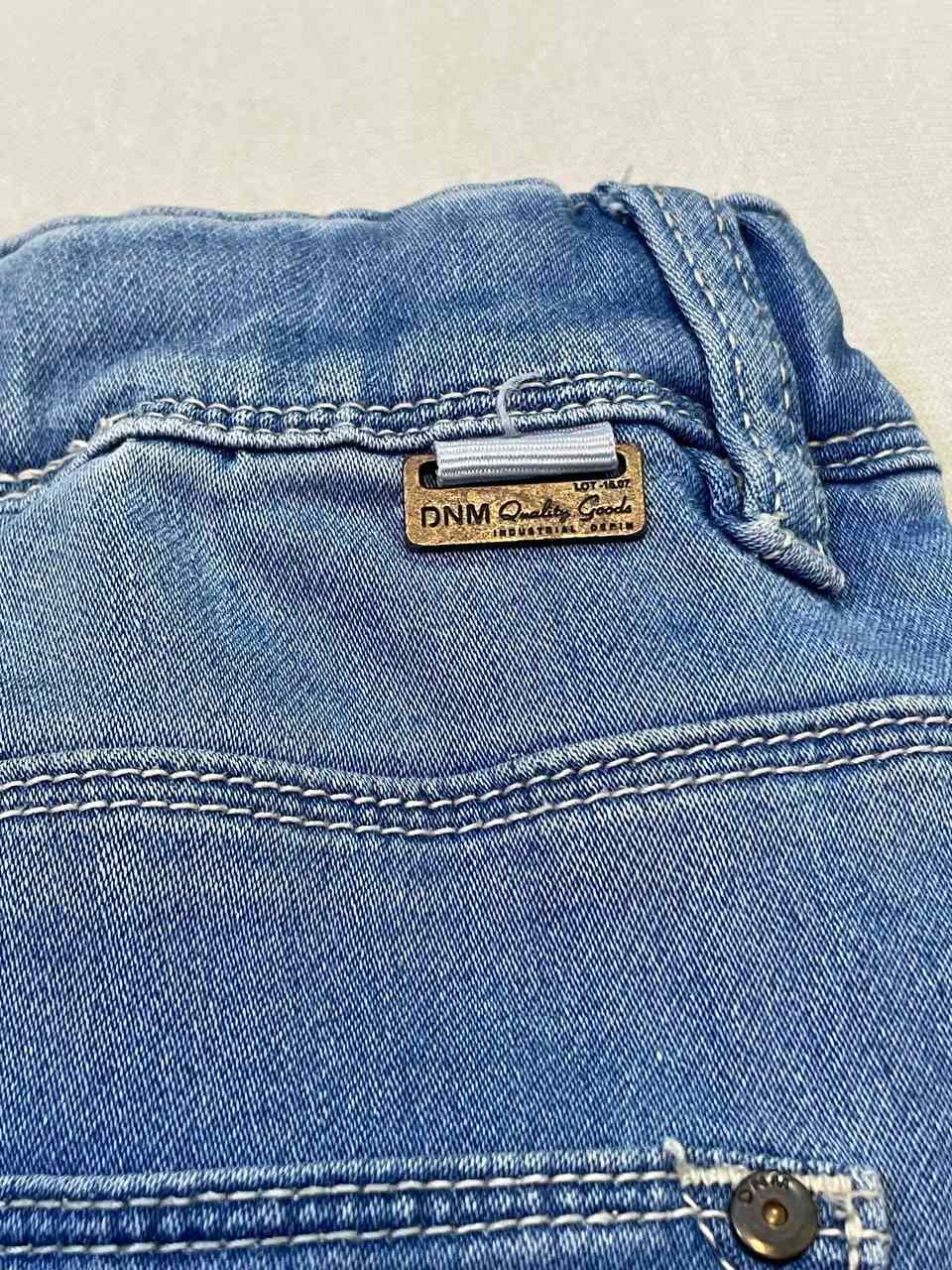 اجيبلك سيت نفس الماركة مفول سبلاش البنطرون لبسة بجامه تريد كامل أو منفصل . اكس لارج . بنطرون 36 . الخامه من توصلك شوفها عبالك صدك بيها تبريد 😉🫠


**إذا كنت صاحب هذا الإعلان وتريد حذفه لأي سبب، رجاءا أرسل رسالة إلى الدعم الفني**