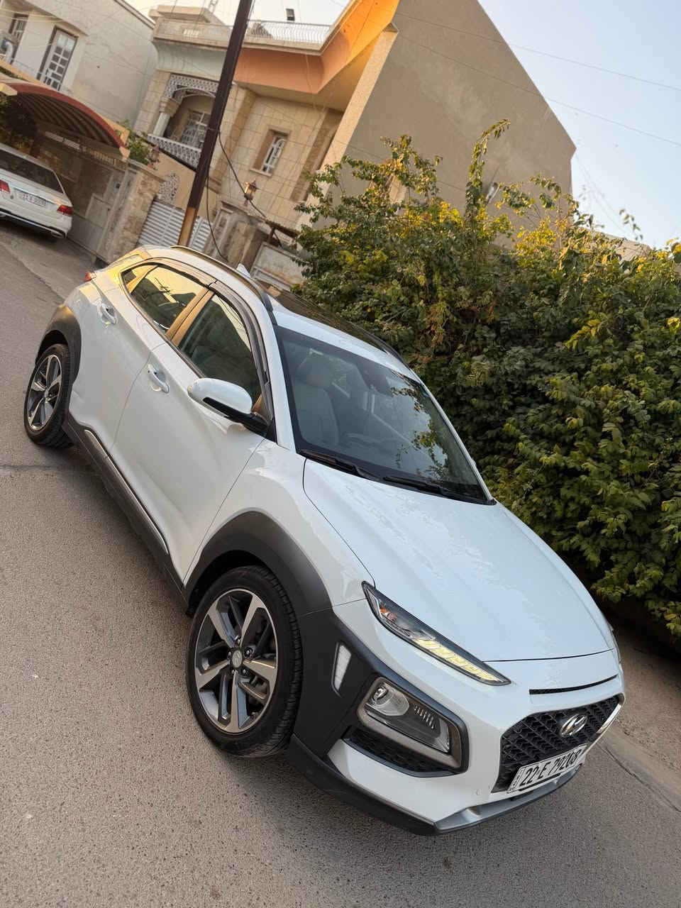 سلام عليكم
للبيع هونداي كونا 2020
وارد امريكي ضررها بدايه الجاملغ والبنيد ومبدل نفس اللون وصور الحعدث مرفقه مع الصور 
رقم ارييل جديد بأسمي
مواصفات 
فتحه
بصمه
بصمه ابواب
شاشه جبيره
رادر من كل الحوانب
داخل ابيض جلد ملكي
كشنات كهرباء 
واير ليس شحن
كشنات تبريد تدفئه
السياره فول مواصفات للاخير
واي نقص مابيها تخم تاير جديد مكينه وكير مكفولات
السعر 138 ورقه وبيها مجال بسيط
العنوان بغداد الصليخ
الرقم *********** بغداد, العراق
