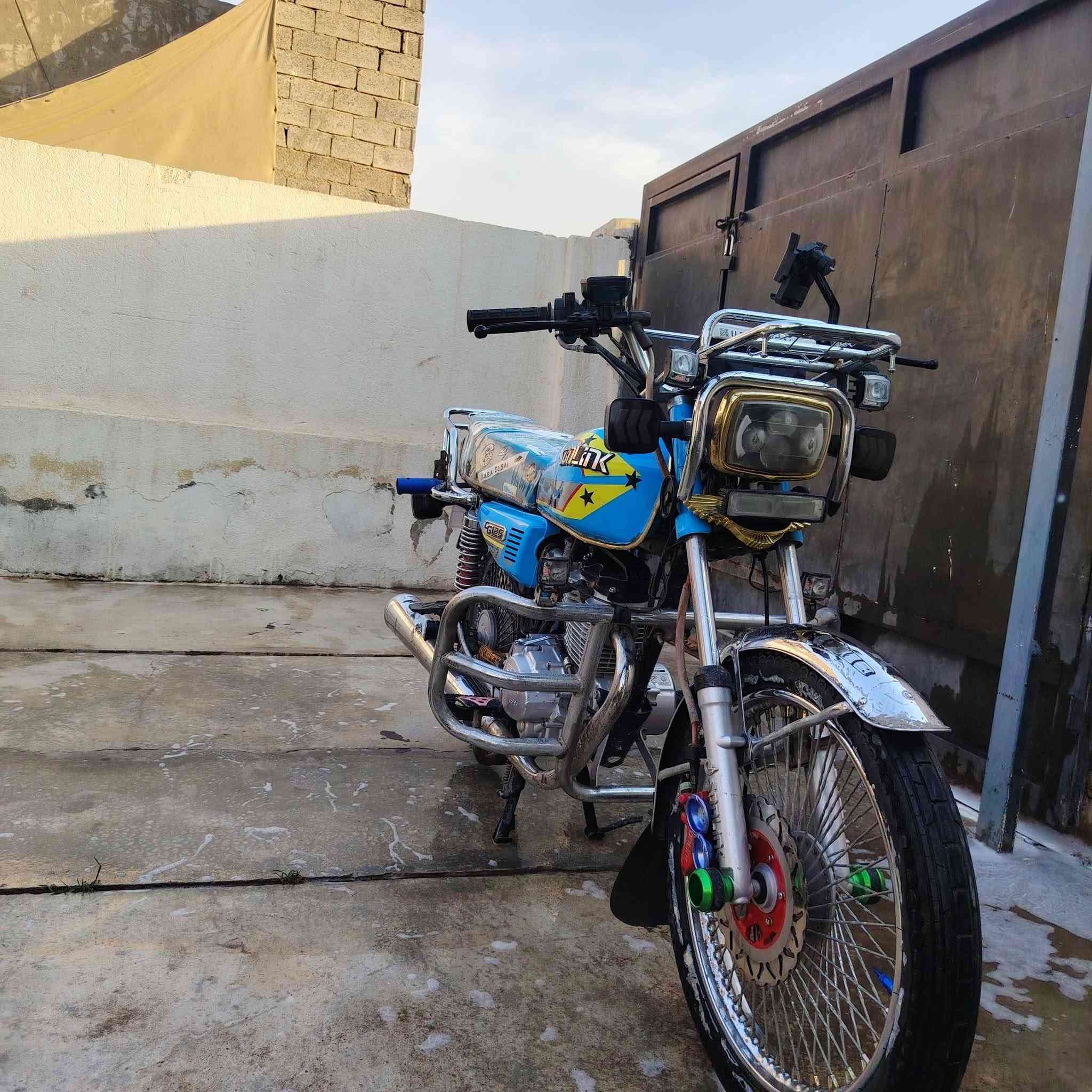 المراوس شعندك ما مفتوحه كلها شغاله شرط ليدي لو سونك


**إذا كنت صاحب هذا الإعلان وتريد حذفه لأي سبب، رجاءا أرسل رسالة إلى الدعم الفني**