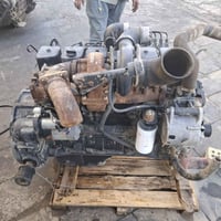 🚜 للبيع – محرك كمنز 102 أصلي 🚜 ✅ نسبة النظافة: 99% ✅ المحرك شغال وعلى ...