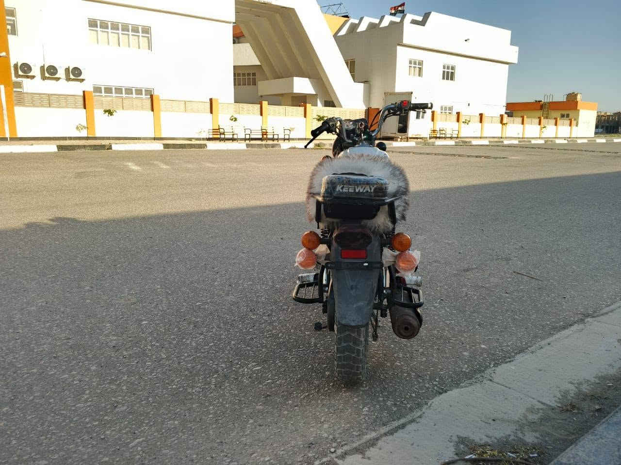 دراجه كي واي موديل 2021كهربائيات كلهه شغاله اوراق اصولي مداور مكتب حسين مكانهه كربلاء حي السلام *********** السعر 900 اوبيهه مجال شباب مكلف بل نشر هاذا رقم صاحب الدراجه
