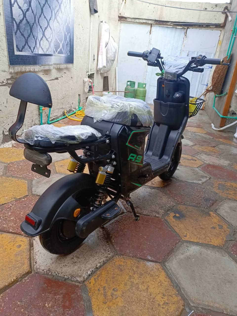 سلام عليكم دراجه شحن للبيع ار9 دراجه جديده 2026 بطاريات 22 امبير 5 بطاريات تمشي 109 كفات مرايات موجودات مكاني بصره قبله سعره 400


**إذا كنت صاحب هذا الإعلان وتريد حذفه لأي سبب، رجاءا أرسل رسالة إلى الدعم الفني**