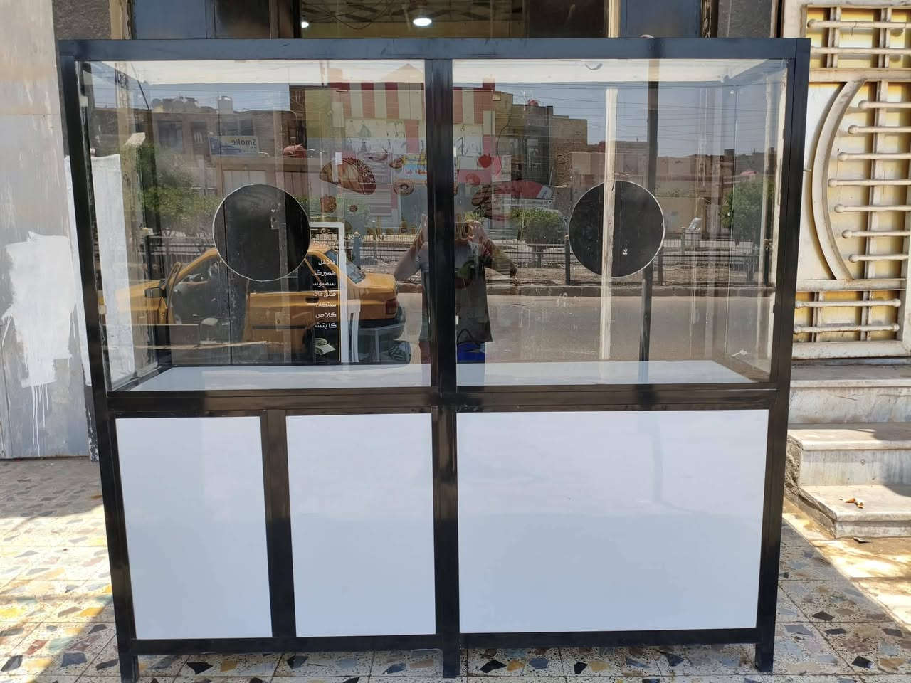 هذا الميز مال فلافل  بعده كلش جديد   السعر ٣٥٠ وبي مجال  المكان ابو رمانه


**إذا كنت صاحب هذا الإعلان وتريد حذفه لأي سبب، رجاءا أرسل رسالة إلى الدعم الفني**