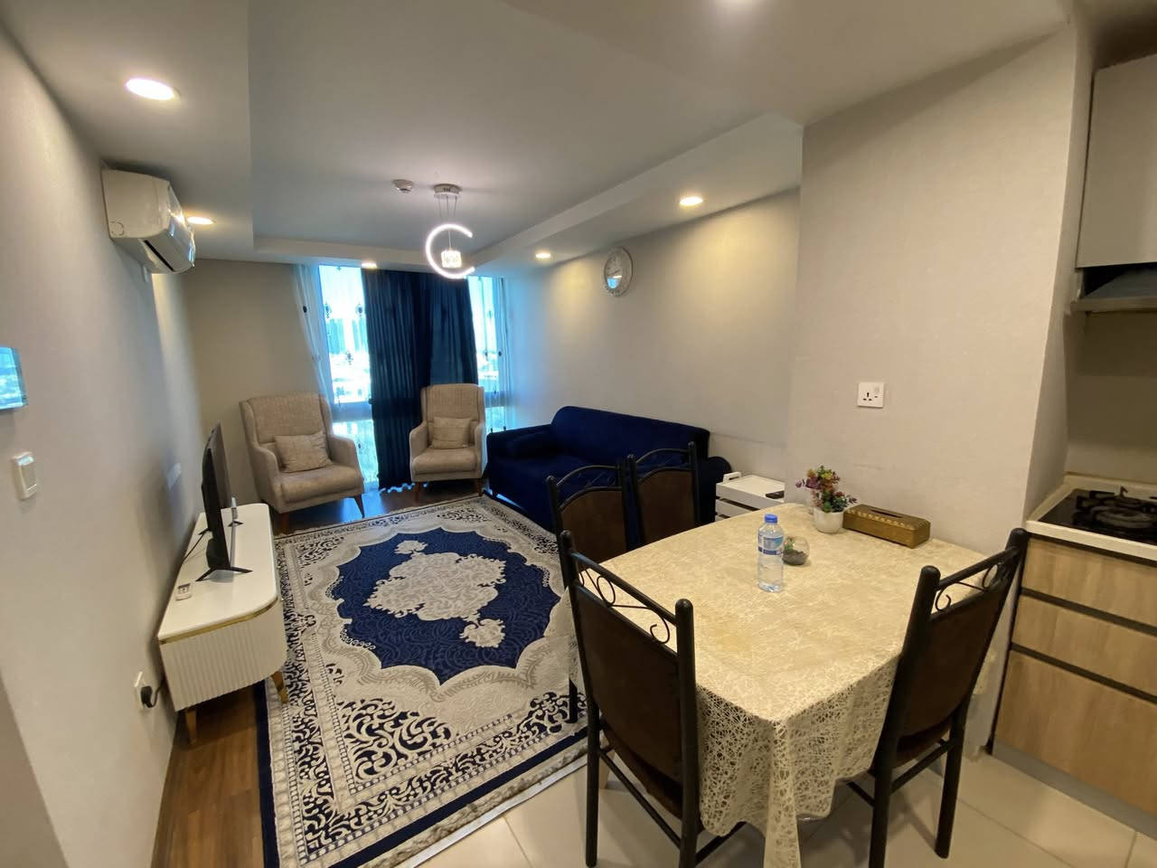 ‏شقة للإيجار في أربيل
‏في مجمع سكني لايف تاور 
‏داخل مربع الذهبي
‏شقة متوفر وصالة 
‏مؤسسة كامل 
‏طابق الرابع 
‏للاستفسار كثير على ال WhatsApp 
***********
***********
