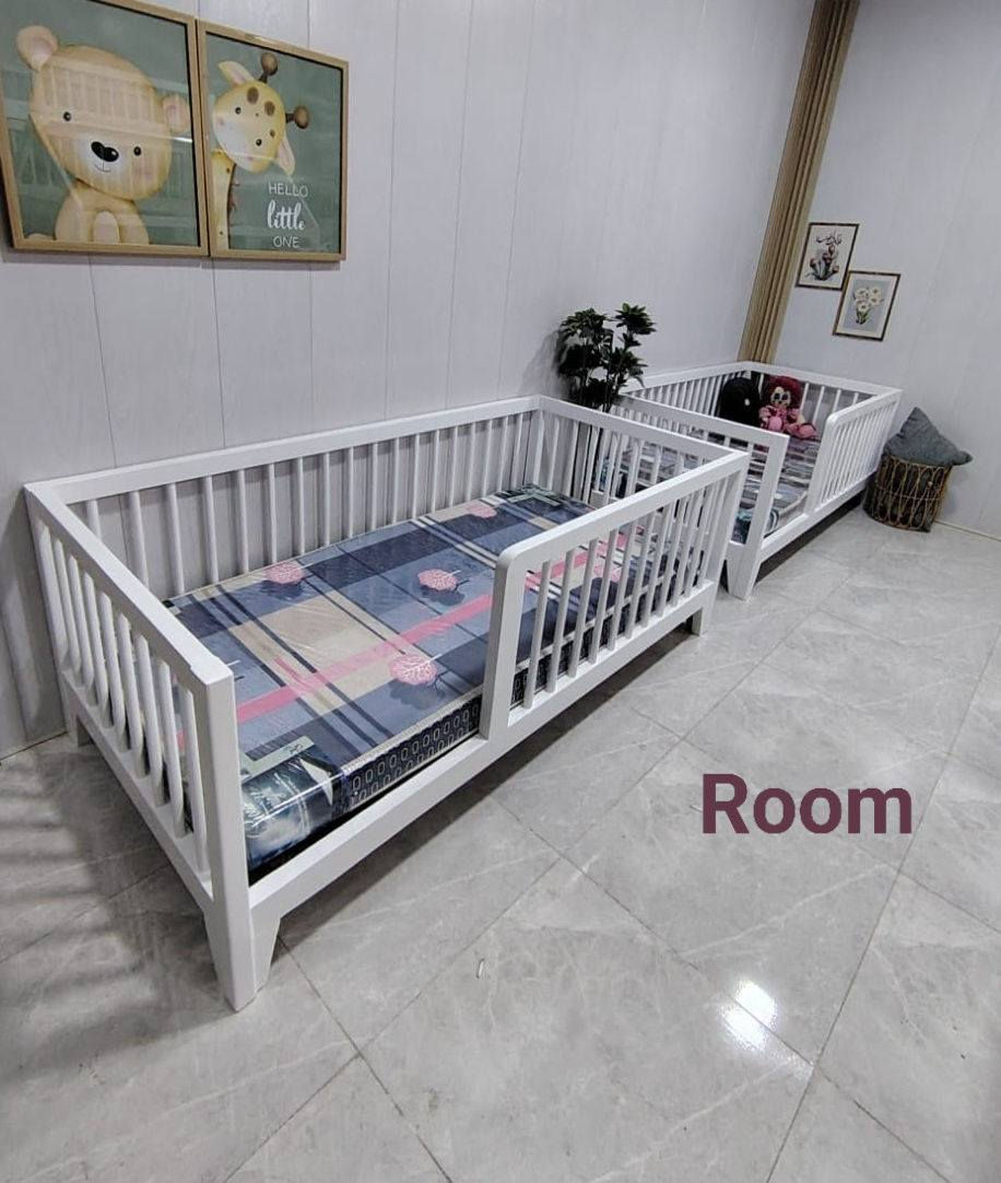 من خشب الصنوبر الطبيعي \ متوفر جميع الألوان 🌱 🧸 
كربلاء \ طويريج \ متوفر توصيل محافظات


**إذا كنت صاحب هذا الإعلان وتريد حذفه لأي سبب، رجاءا أرسل رسالة إلى الدعم الفني**