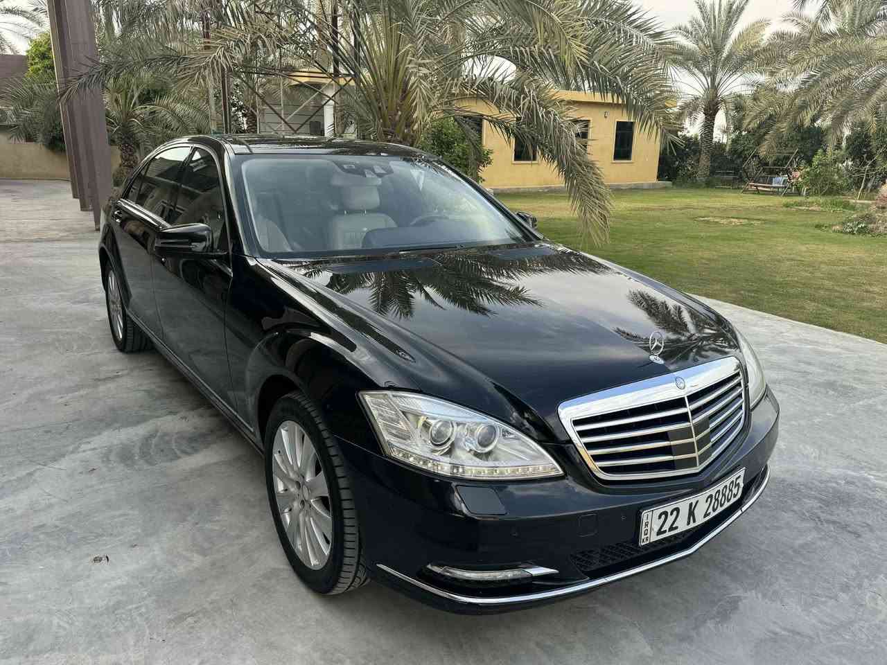 بغداد
مارسيدس بنز S350  موديل 2013 اربيل
سياره كامله وجاهزه
سقف بانوراما
مكفوله من كلشي 
فقط الدعاميه الاماميه مصبوغه بدون حادث
السنويه بأسمي والهزه بعدها ماساقطه
تاير جديد  مابيها اي نقص
ماشيه 157000 كيلو متر
السعر 29500$ وبيها مجال للشراي
السياره مكانه بغداد
التواصل عبر الماسنجر او الاتصال ***********
