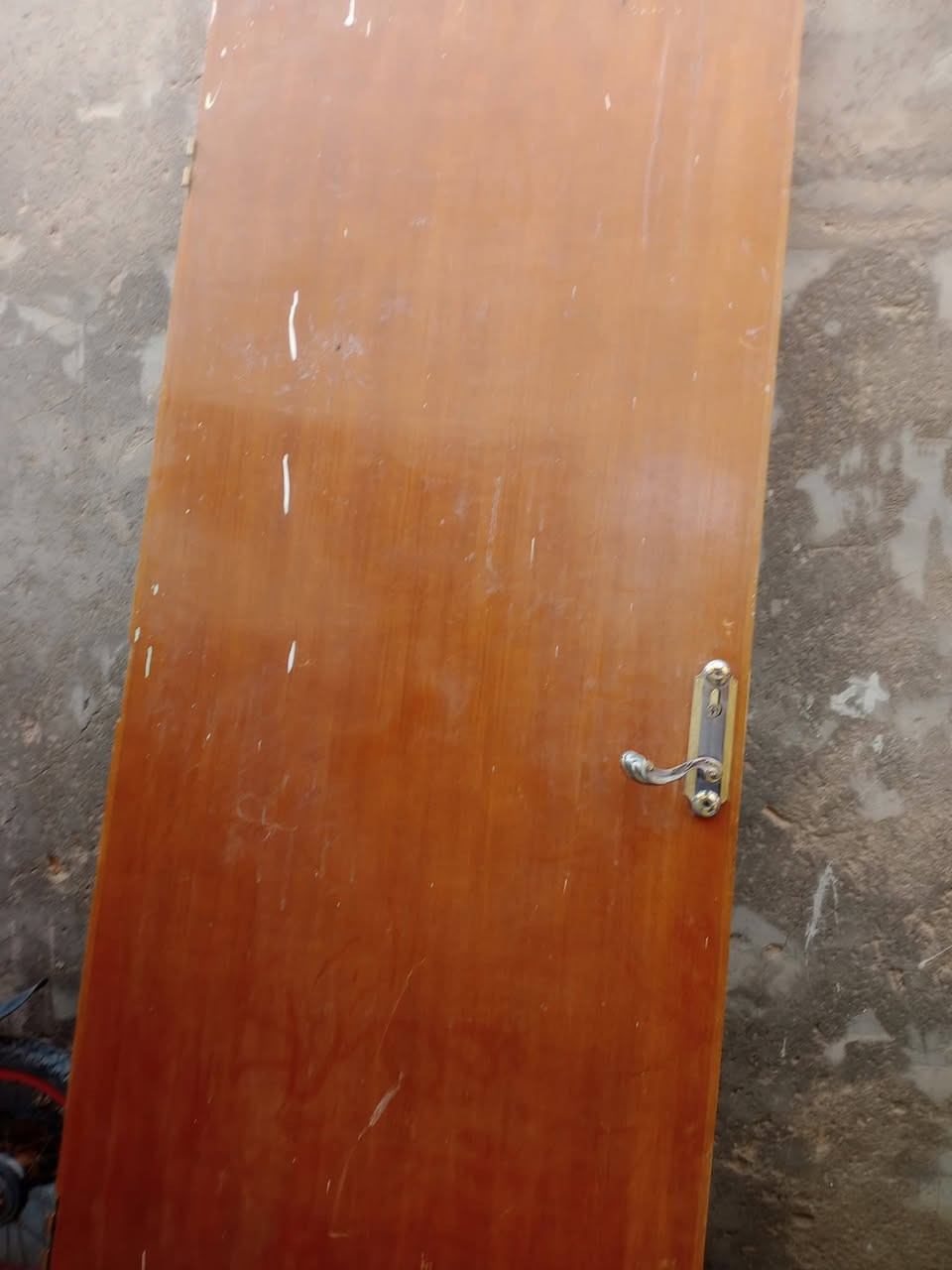 سلام عليكم عندي ابواب خشب نظيفات للبيع الي بي جرجوبه ب50 والباب بدونه جرجوبه ب40


**إذا كنت صاحب هذا الإعلان وتريد حذفه لأي سبب، رجاءا أرسل رسالة إلى الدعم الفني**