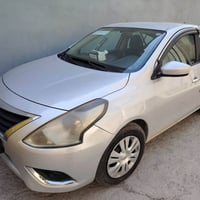 نيسان فيرسا • فيرسا 2017 • نيسان 2017 • سيارة نيسان • تحكمات استيرن • ...