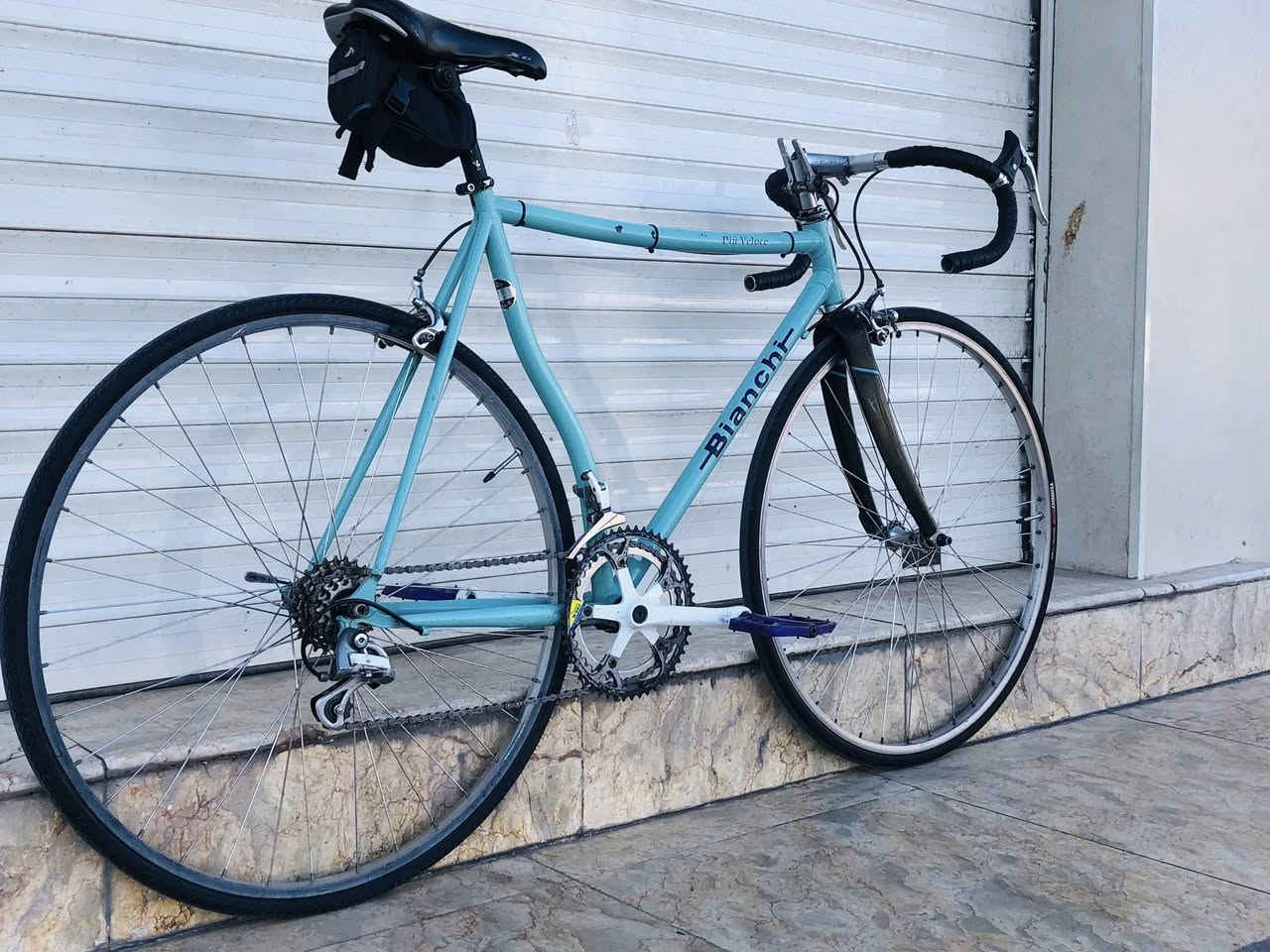السلام عليكم اخوان رود كلاسك ماركه Bianchi ايطالي 🇮🇹 اصدار piu veloce   ماشه كاربون سستم دراجه shimano  بريكات shimano 600 كلاسك سرج ايطالي selle Italy وياله شيمانو دراجه كلش مرتبه ونضيفه

الدراجه للبيع او مراوس  مكاني بغداد شارع فلسطين 

***********
