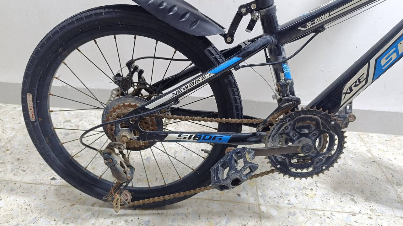 السلام عليكم ورحمة الله وبركاته
🚲 بايسكل حجم 20 كلش نظيف ((جديد)) بريك دسك دبل امامي مكائن تايرات نظيف جاهز للاستخدام
*********** واتساب
