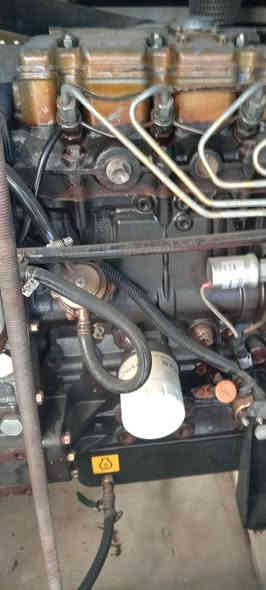 مولدة بيركنز ٢٠ كيفي كاتم بزون نظيفه جدا سيت بلادي للبيع بغداد *********** السعر ٢٨ ورقة
