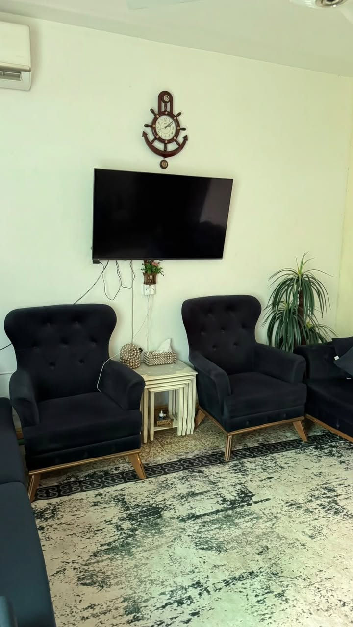 تخم للبيع السعر 700 وميز طعام ب125نضيفات جدا المكان الشعب شارع الصحه


**إذا كنت صاحب هذا الإعلان وتريد حذفه لأي سبب، رجاءا أرسل رسالة إلى الدعم الفني**