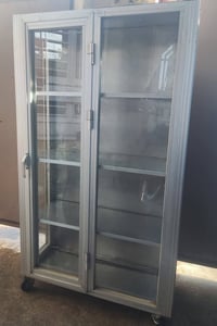 جامخانة المنيوم • ارتفاع ١٫٨٠م • موصل ايسر