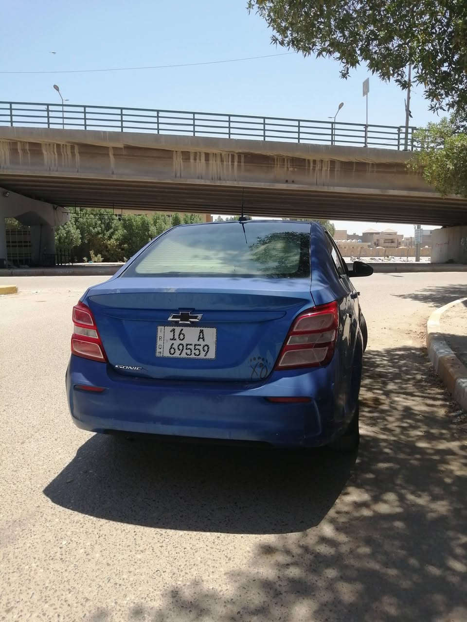 السلام عليكم
للبيع 
شوفر سونك موديل ١٧ رقم قادسية
تحويل ثاني يوم
بيه جاملغ جهت العبري فقط
وجراد بسيط كامله السياره حداديه جديده
مكينه
مكان السياره الديوانية
السعر ٤٥$ بيه مجال 
الاتصال ***********
