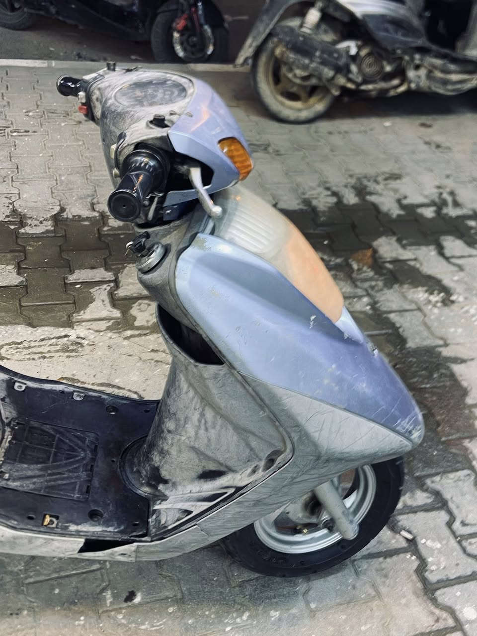 سلام عليكم بريز للبيع مكينه حلوه كهربائيات كلهة شغاله سلف هندر مكاني كاظمية سعر ٤٠٠ وبيها مجال رقمي ***********
