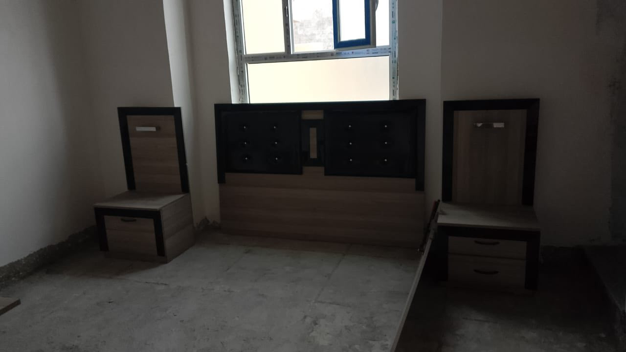 غرفه للبيع سبع قطع مفصخه مكانهاسماوه  36.                                       ***********
