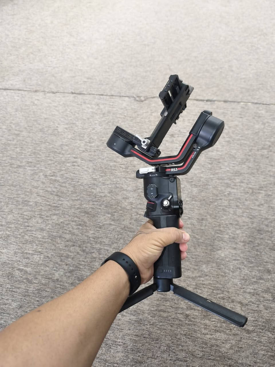 RS3
400 الف .
كرادة -بغداد
***********
اكو توصيل
