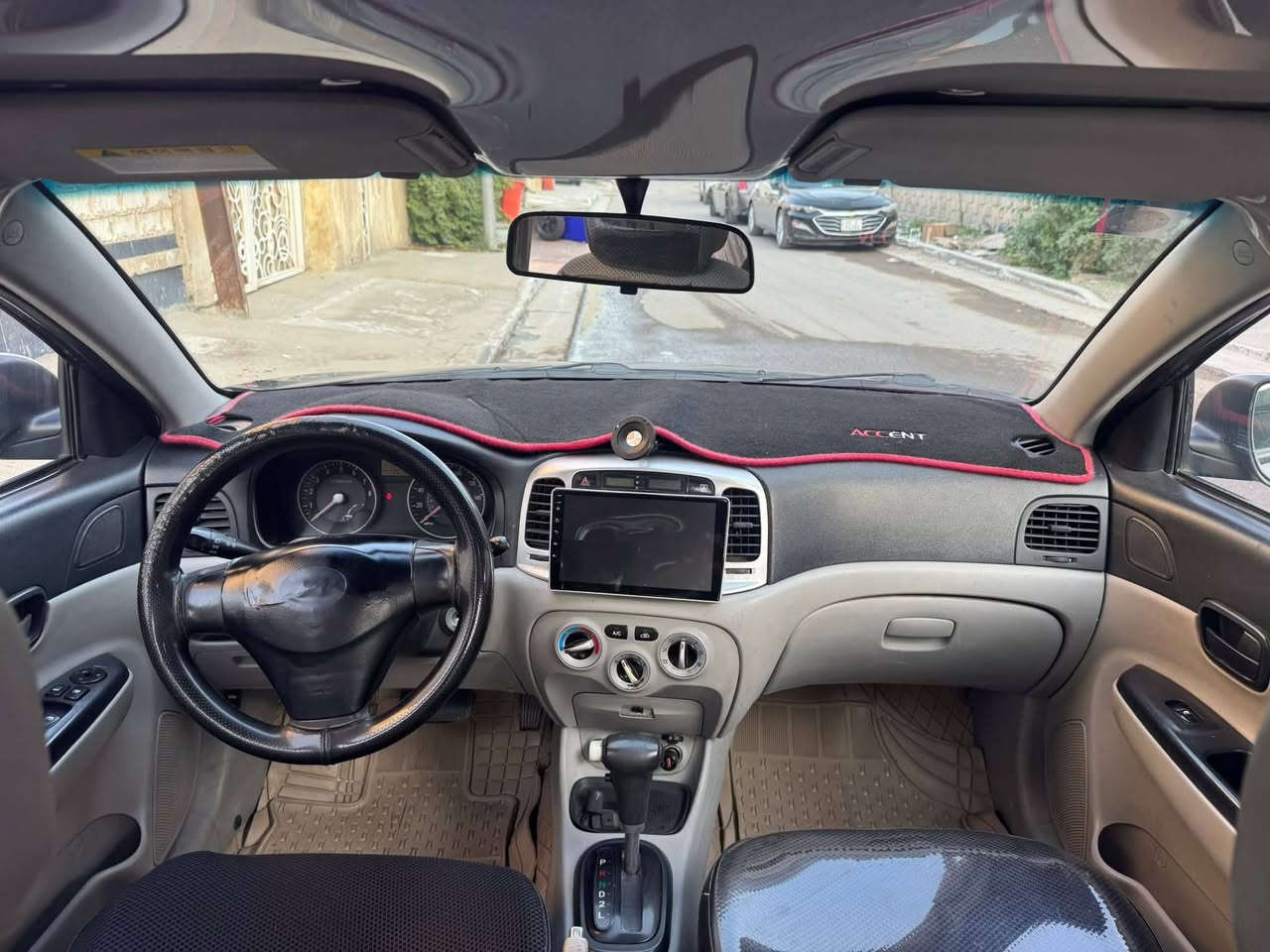 هونداي اكسنت موديل 2007رقم بغداد بأسمي كفالة عامة السعر 88وبيها مجال للشراي مكاني واسط مركز المدينة ***********
