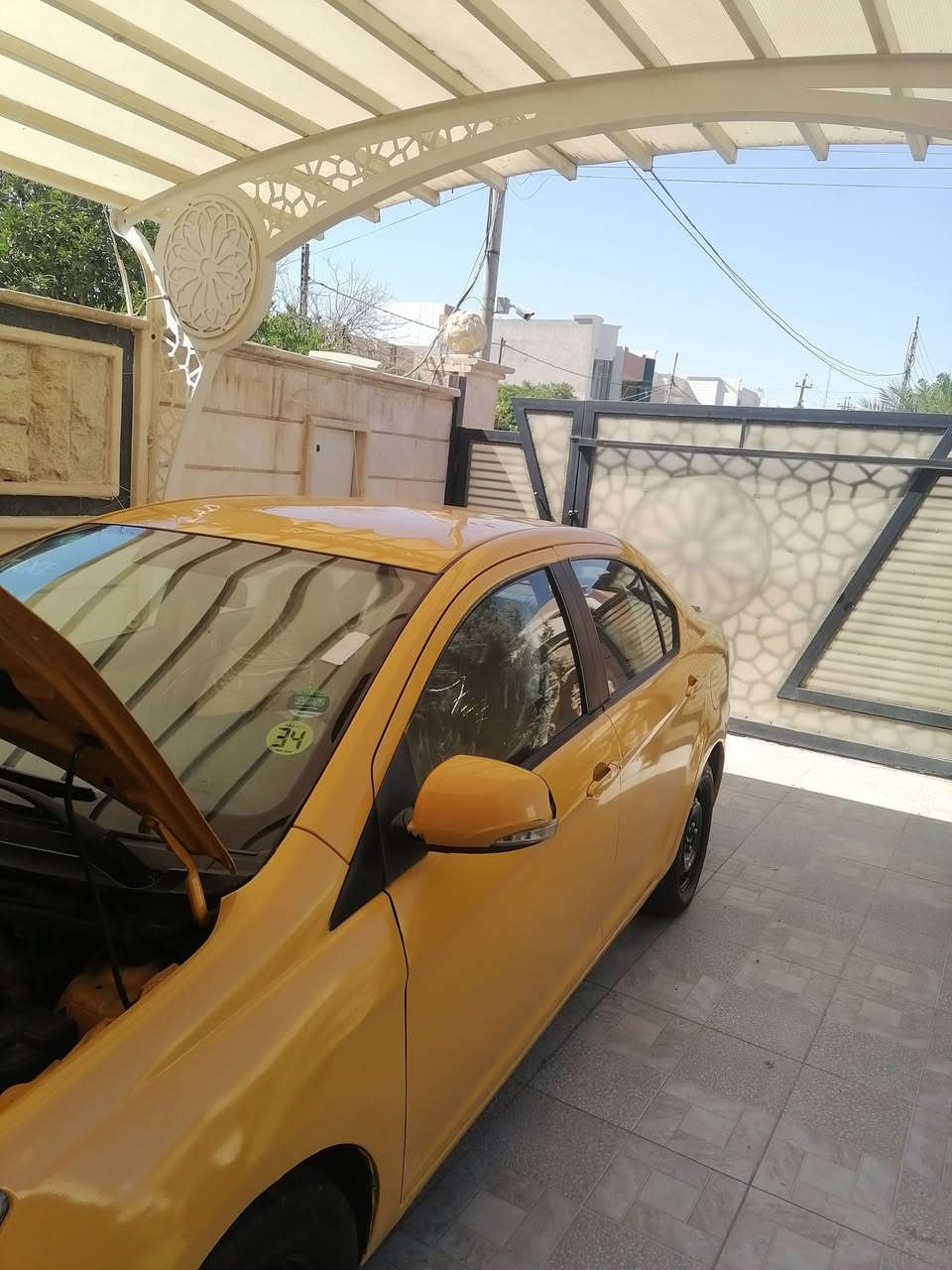سلام عليكم كريت وول للبيع ٢٠١١ بغداد مكفولة رقم انكليزي سنوية ٢٠٢٨ بطاقة بنزين بيه تبريد شغال جاهزة للشغل شرط التحويل ***********
