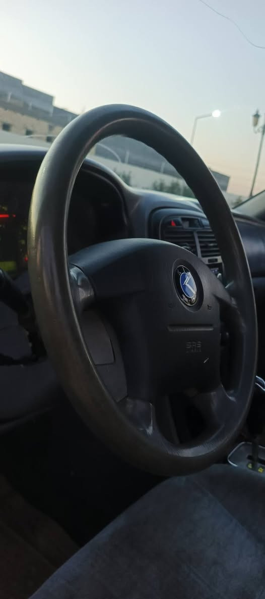 السلام عليكم
اوبتيما موديل 2006  النضافة امامكم 
مرقم بغداد الانكليزي هزة وارقام جديده تحويل بعقد مروري
سنويه لل2029 
المحرك ٤ سلندر المرغوب دوش مكفوووول 
الكير اوتماتيك مكفوووول 
تبريد ثلج بستم 
تخم تاير ودرايمات وحداديه جديد 
كهربائيات كلشي شغال 
بصمة سنتر لوك حتى الجنطة 
السيارة كلها ليبل واحد بلادي فقط رش 
اخوان السيارة معروفه بقوتها واعتماديتها ولا يوجد اي اعطال 
باذن الله انطي تراي مفتوح لاي مكان يعجبك 
***********
السعر 67 وبيها مجال للاخوة الطيبين
