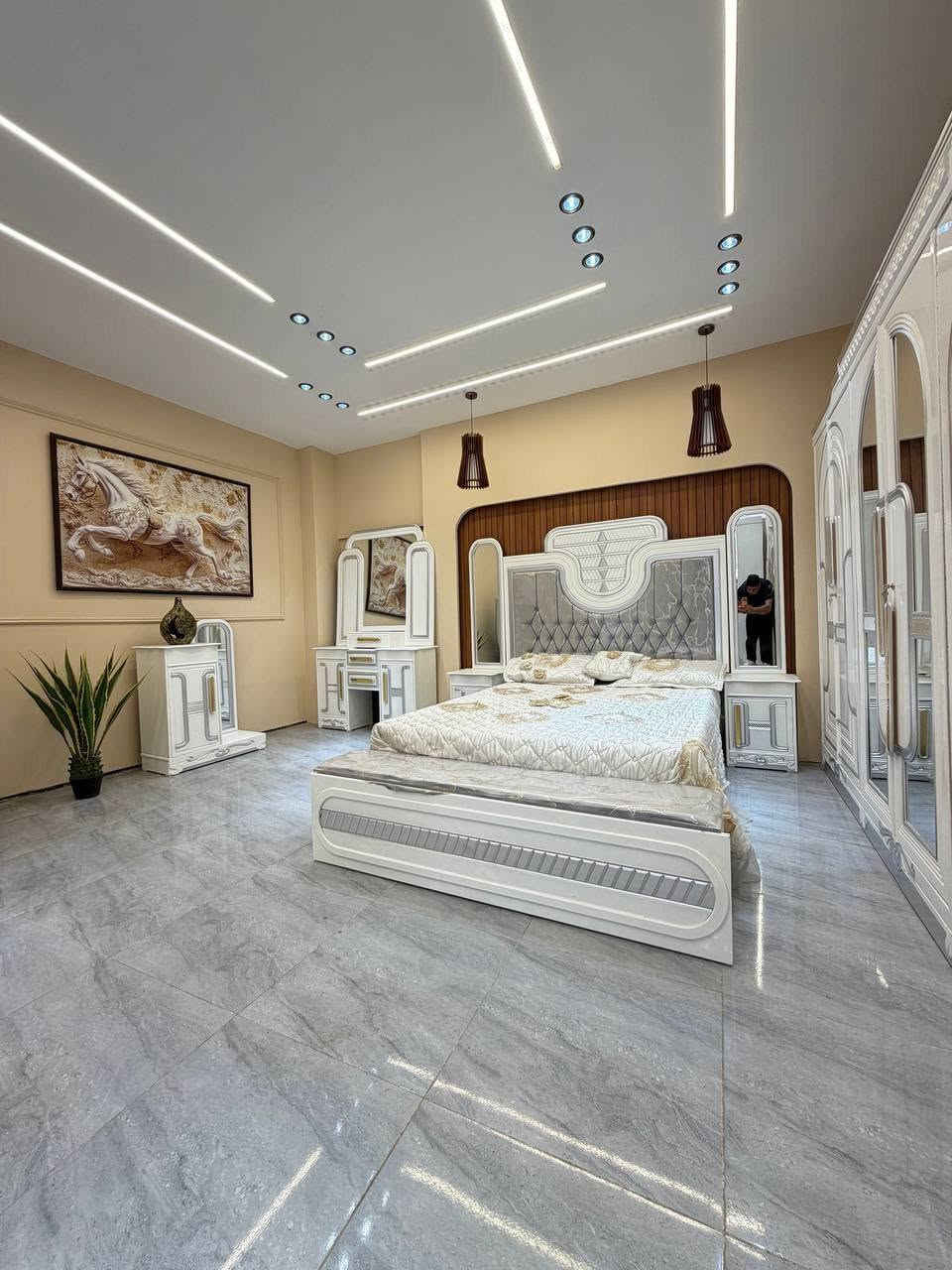 🛏️ للبيع غرفة نوم مرتبة ونظيفة جداً ✨

فرصة للمحتاجين غرفة نوم بسعر مناسب، بحالة ممتازة ومعتنى بيها، ما تحتاج أي تصليح وجاهزة للاستعمال.

💰 السعر مناسب وقابل للتفاوض بالمعقول
📍 المعاينة على الطبيعة خير برهان
📞 للاستفسار والتواصل يرجى مراسلتنا على الخاص

 الجاد بالشراء يتواصل، والله يبارك للجميع.

💥 السعرررر( مليون) 💥


**إذا كنت صاحب هذا الإعلان وتريد حذفه لأي سبب، رجاءا أرسل رسالة إلى الدعم الفني**